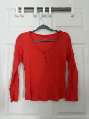 Women's Red Long-Sleeve Henley Knit Top